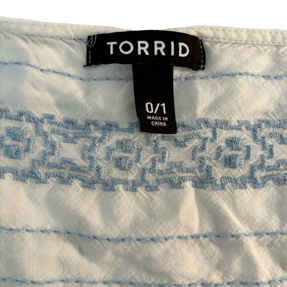 Torrid Plus Size 0/1 Embroidered Kimono Open Front White/Baby Blue Top - Picture 8 of 12